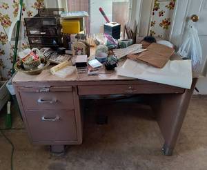 lot 547 image: Old steel desk with contents