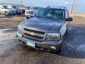 lot 12 image: 2008 Chevrolet Trailblazer