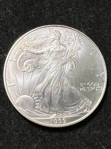 1999 AMERICAN SILVER EAGLE 1 TROY OZ .999 FINE SILVER