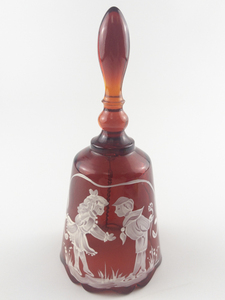 lot 26E image: FENTON Mary Gregory Cranberry Bell