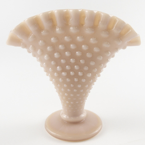 lot 33B image: FENTON 4 Rose Pastel Hobnail Fan Vase 