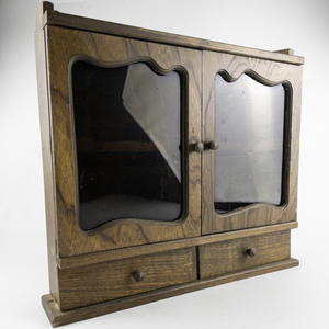 lot 16 image: Vintage SpiceMedicine Hanging Cabinet