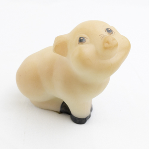 lot 24E image: FENTON Pink Satin Glass Sitting Pig Figurine
