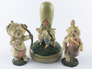lot 81 image: Vintage 1997 Brown Bag 3 Little Pigs Stoneware COOKIE PRESS & Two Pig Figurines