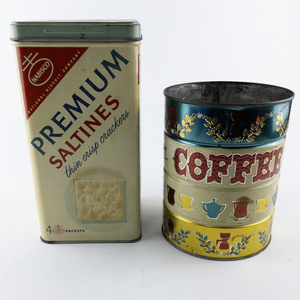 lot 113B image: Vintage Nabisco Premium Saltines Tin & Colorful Butternut Coffee Tin