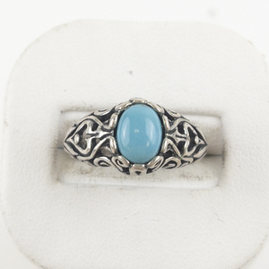 lot 24 image: Openwork Turquoise Sterling Silver Ring. Size 6 - 6.25.
