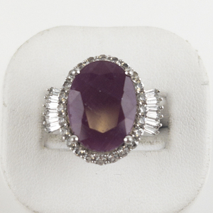 lot 58 image: Large Red Stone & Cz Sterling Silver Ring. Size 7 - 7.25.