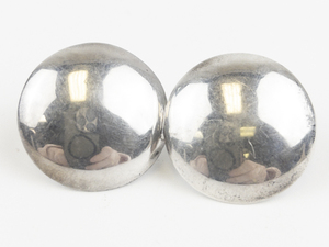 lot 112 image: Large Sterling Silver Button Screw-Back Non-Pierced Earrings.