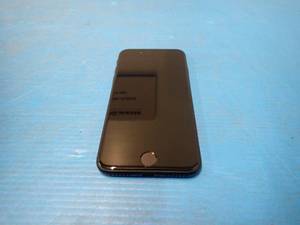 lot 17 image: Apple&nbspiPhone SE (2020) A2275  64GB of storage  Cellular Carrier Unlocked  Includes Charging Cable  Light scratches on screen