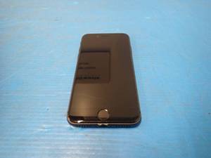lot 26 image: Apple&nbspiphone 8 A1863  64GB of storage  Cellular Carrier Unlocked  Includes Charging Cable  scratch on screen