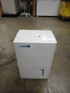 lot 50 image: Amazon&nbspB07XHQQ95Y Dehumidifier 