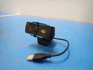 lot 74 image: Adesso&nbspCybertrack H5 1080p USB Webcam