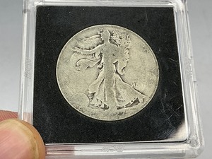 lot 77 image: 1927-S Walker Half