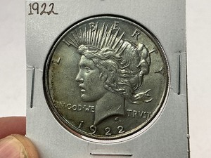 lot 39 image: 1922 Peace Silver Dollar