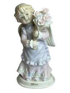 lot 13 image: Vintage Russ May Porcelain Figure (5.5 Tall)