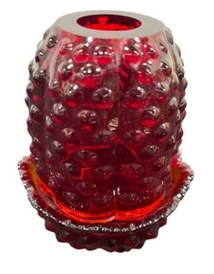 lot 22 image: Vintage FENTON Red Ruby Hobnail Glass Two Piece Fairy Lamp (4 Tall)