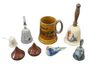 lot 32 image: Vintage Hershey Kisses Salt & Pepper Shakers, Norman Rockwell, Ridgway Coaching Days & Coaching Ways Stein, and More