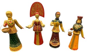 lot 35 image: Beautiful Russian Matryoshka Handmade Wood Doll Lot (Tallest Figure is 10 Tall)