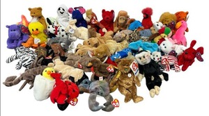 lot 54 image: Vintage Beanie Babies & Full O Beans Lot