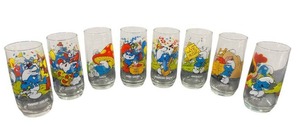 lot 73 image: Vintage 1982 The Smurfs Drinking Glasses in Nice Condition