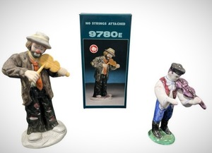 lot 86 image: Vintage 8 Emmett Kelly No Strings Attached & 6 Handmade Porcelain Musical Figurine