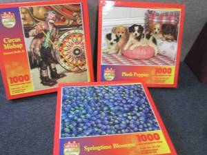 3- 1000 pc Sealed Hoyle Jigsaw Puzz...