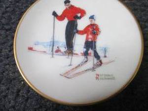 8- Mini Norman Rockwell Collector P...