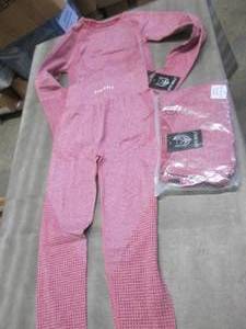 2 Ladies Large 2pc Gym Wolf Yoga Se...