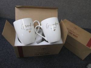 2 sets-GrandmaGrandpa Mugs est 202...