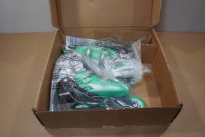 lot 114 image: Roller Derby V-Tech 500 Adult Adjustable Roller Blades -Size 6-9