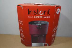 lot 147 image: Instant Solo Coffee Maker