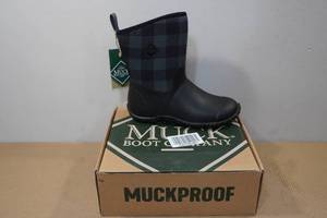 lot 168 image: Muck Boots Womens Muckster II Mid Fleece Lined Boots -Size 9