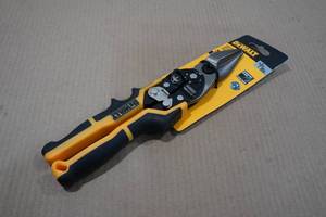 lot 192 image: DeWalt Center Aviation Snips