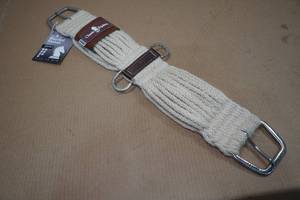lot 217 image: Classic Equine Blended Mohair Cinch 26
