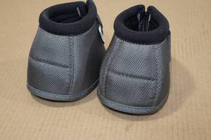 lot 223 image: Professionals Choice Bell Boots -Small