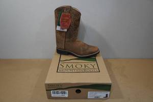 lot 237 image: Smoky Mountain Boots -Youth 5.5