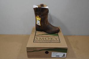 lot 238 image: Smoky Mountain Boots -Childs 13.5
