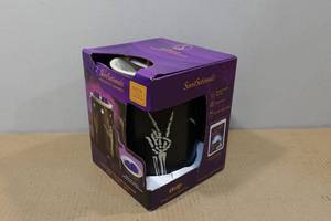 lot 256 image: ScentSationals Frangrance Warmer