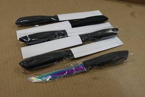 lot 288 image: Dockorio Co Cutlery Colored 6-Piece Knife Set