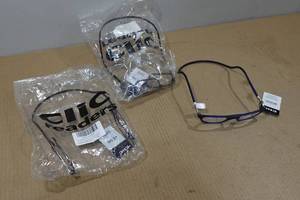 lot 292 image: 3 Clic Magnetic Reading Glasses 2.50