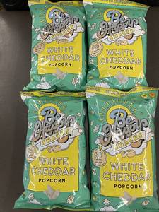 lot 91 image: Set of 4 Be Happy Snacks White Cheddar Popcorn Bags