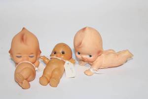 lot 28 image: Collection of 3 Vintage Kewpie Dolls