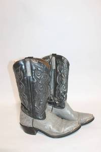 lot 43 image: Pair of Mens Two-Tone Western Boots - Size 9.5