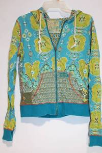 lot 76 image: Bohemian Style Womens Zip-Up Hoodie with Vibrant Patterns