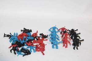 lot 170 image: Collection of 52 Plastic Robot Figures in Patriotic Jar