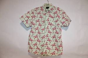 lot 191 image: Artistry In Motion Large Slim Fit Flamingo Pattern Shirt