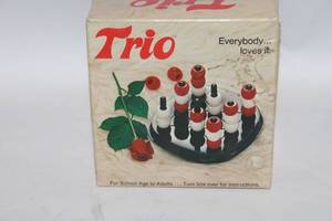 lot 260 image: Trio Strategy Board Game for Family and Adults