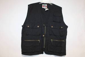 lot 405 image: Protest Blues Black Utility Vest Size L