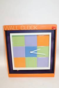 lot 411 image: Square Vinyl Wall Clock and Set of 3 Woven Baskets