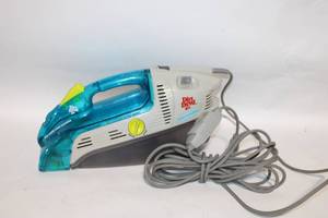 lot 423 image: Used Dirt Devil Spot Scrubber with Cord